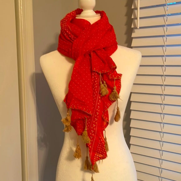 Women’s cotton blend fashion scarf / wrap - Picture 1 of 3